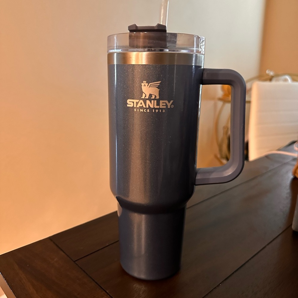COPY - Stanley Midnight Pearlescent Quencher 40oz Tumbler
